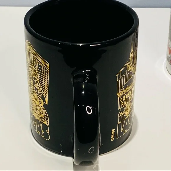 Las Vegas Vintage Cool Mugs Set Of 2 - Picture 5 of 15